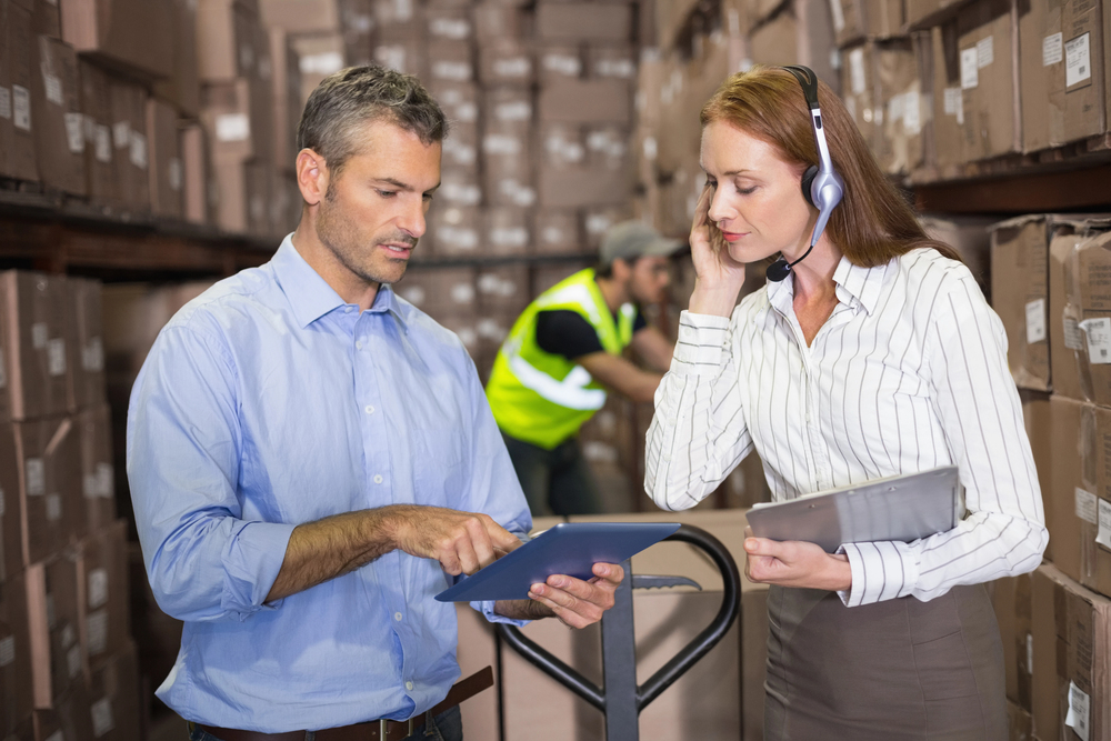 What are the average trade show shipping costs?