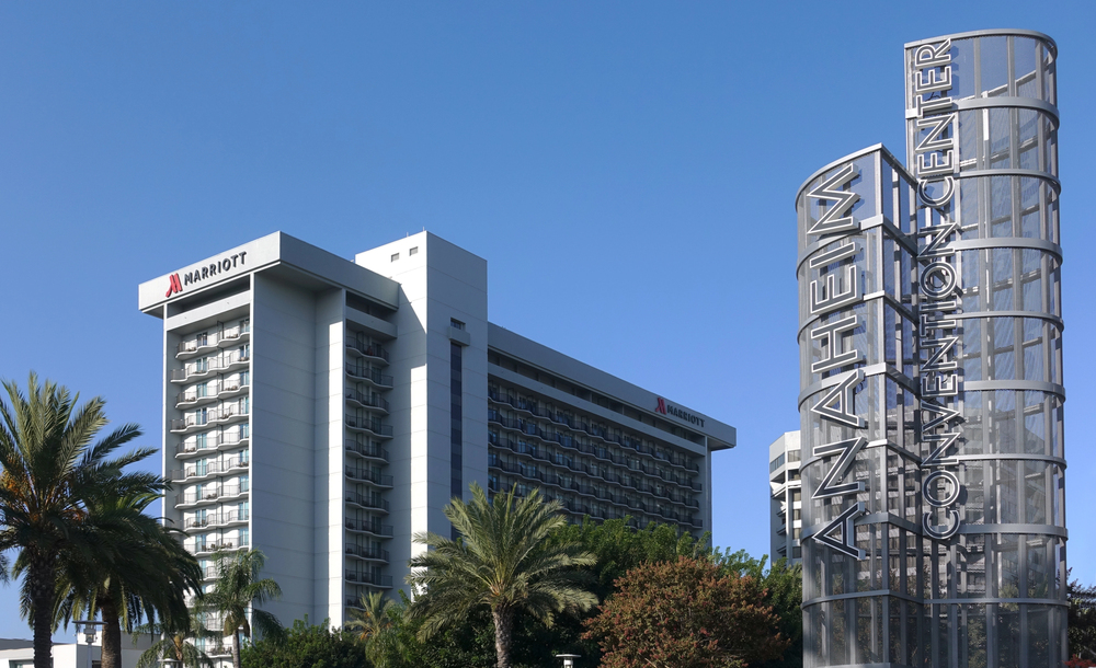 hotel near the anaheim convention center