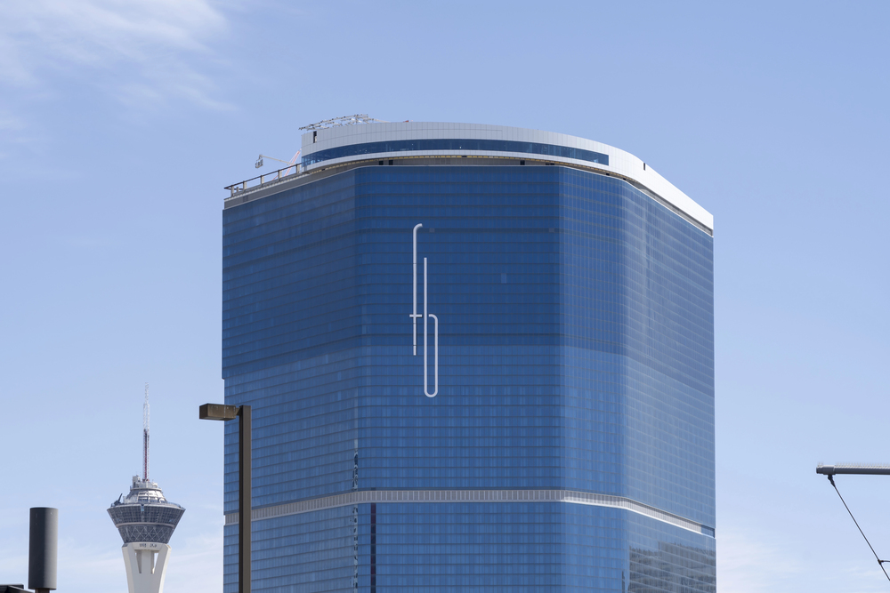 What is fontainebleau las vegas