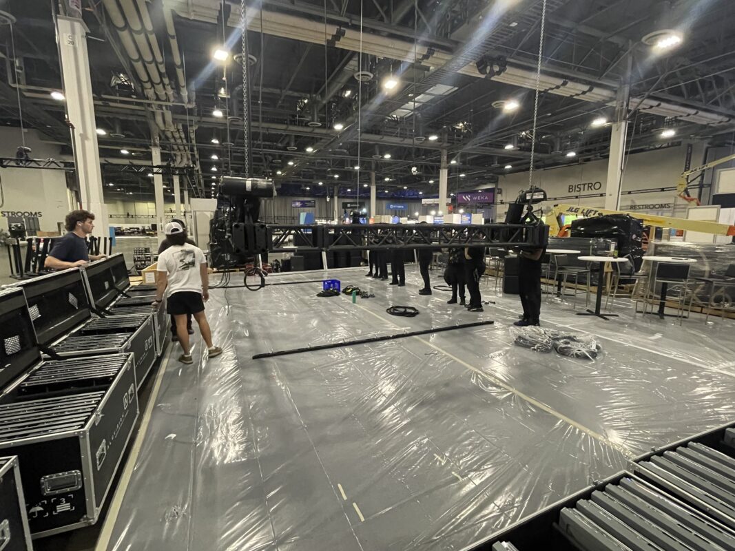 setup and install of custom trade show booth