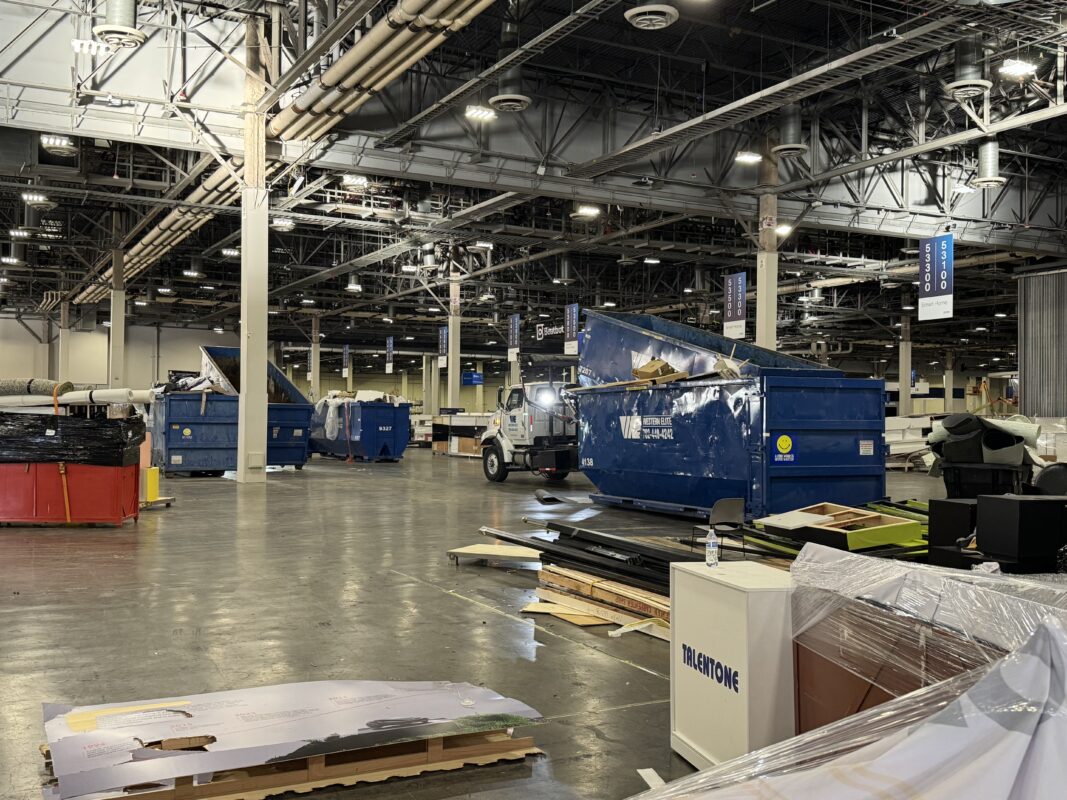 there is a large need for sustainable modular trade show building systems