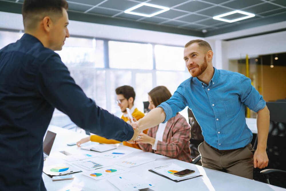 What are the key elements of trade show etiquette?