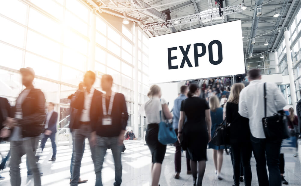 Having the most reliable double deck exhibit builders will make your show a success.