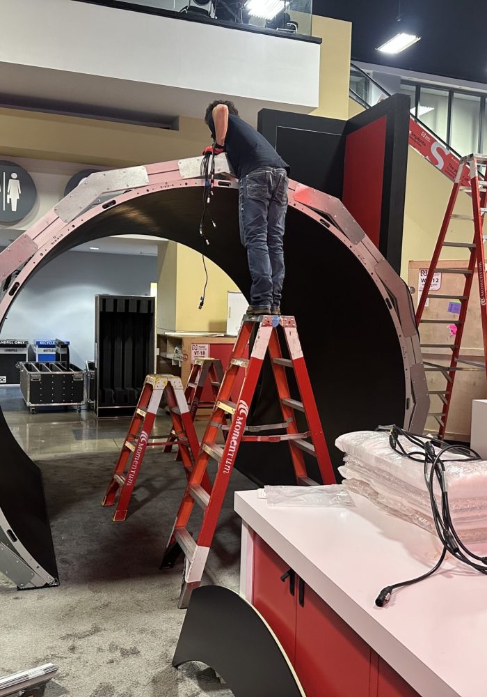 custom trade show booth solutions provider